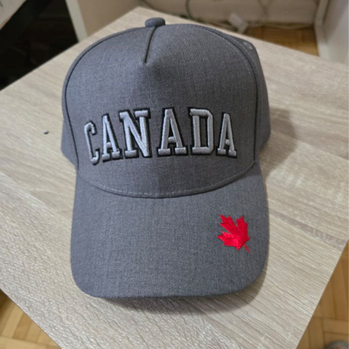 Classic Canada Maple Cap